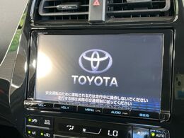 【純正9型ナビ】人気の純正ナビを装備。オーディオ機能も充実しており、Bluetooth接続すればお持ちのスマホやMP3プレイヤーの音楽を再生可能！毎日の運転がさらに楽しくなります！！