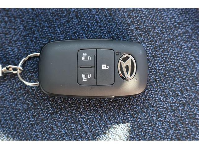 いまや必須のスマートキーも装備！施錠、解錠、エンジンスタートも身につけているだけで可能です！