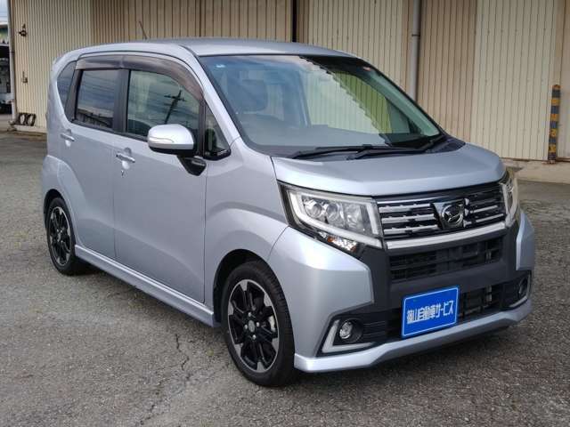 全車無条件励行として、ブレーキは4輪とも分解、清掃（交換）、グリスアップその他にエンジンオイル、エレメント、LLCの交換とエンジンルーム及び下回りのスチーム洗浄、内外装クリーニングを行っております。