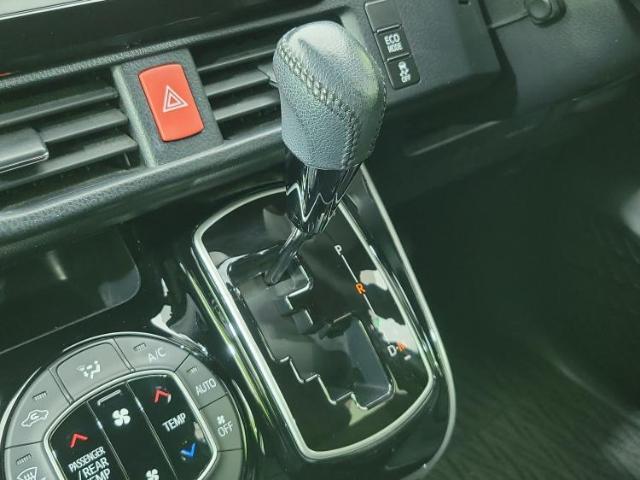 お車に合わせて無料保証以外にも、保証範囲、期間、距離を拡充させた有料保証もご用意しております！中古車の購入が初めてで不安・・・というお客様もご安心ください！