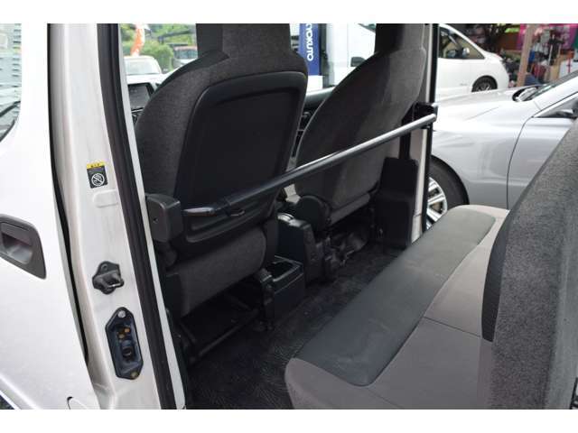 24時間レッカーサービスやっています！もちろん県外納車も積載車で持っていきますので可能です＾＾九州以外も提携陸送業者がいますので登録納車可能です☆