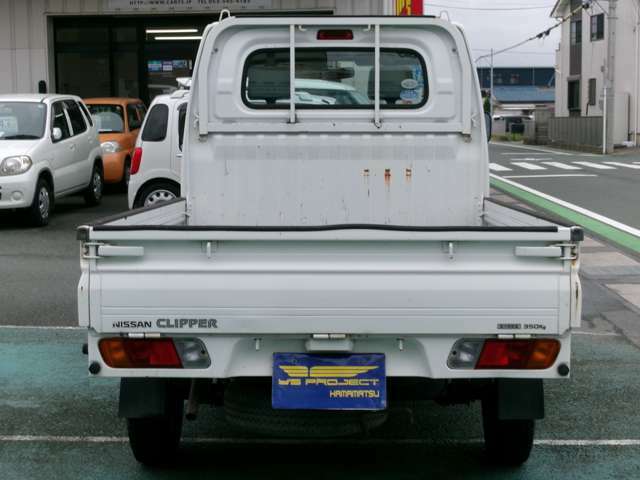 もちろん全国納車可能です！！(静岡県外の方は別途で県外登録費用、陸送費用が必要となる場合がございます。)詳しくはお問い合わせください♪