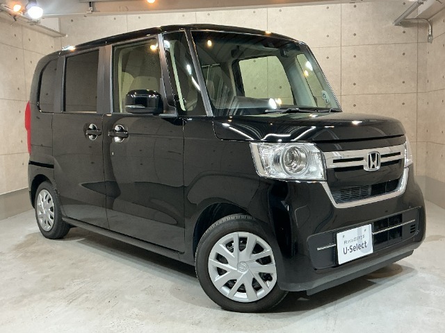 指定工場併設で末永く品質を保ちます。12ヶ月点検や車検はもちろんのこと、国家資格整備士によるお車のアドバイスも致します。