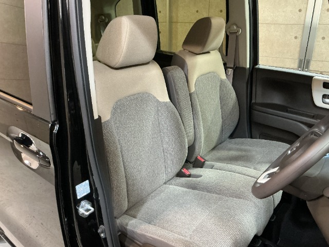 ディーラー整備士による納車前整備とアフターサービスは当店でお求めいただくのメリットのひとつです。