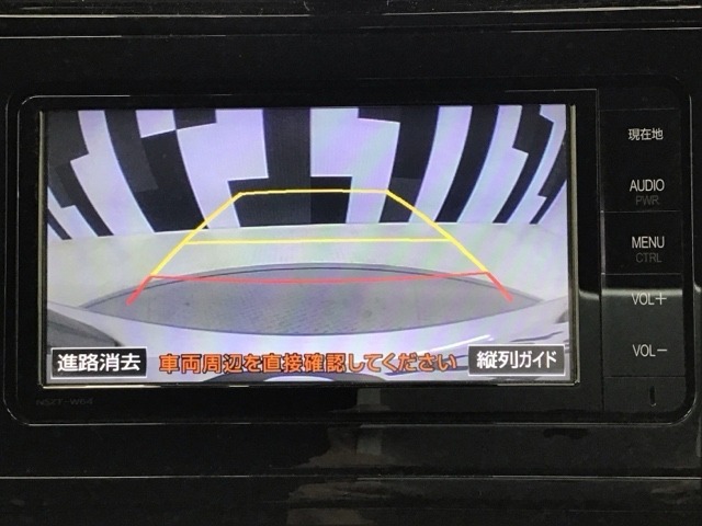 バックカメラ付きで後方の確認も安心です！スムーズな駐車・車庫入れをサポートいたします！