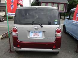 後ろからの外装の画像です　熊本インターより光の森経由菊陽町にじの森近くの高速沿い　または、植木インターより北バイパス経由新地団地近くの高速沿いに。　カーセンサーフリーダイヤル　0078-6002-621735