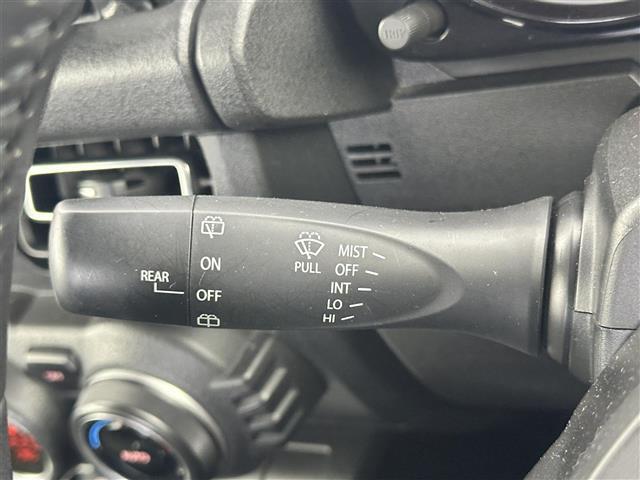 【運転席操作部】快適なドライブを楽しむための機能が装備されています！運転席から触れるので、使いやすいです！除菌プランいれていただくと、さらに清潔で安心していただけます！