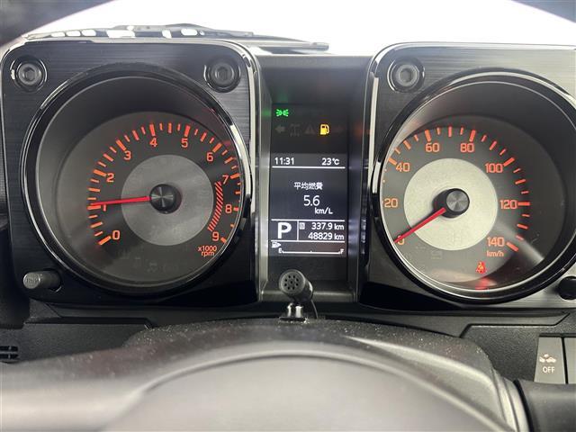 【スピードメーター】メーターがシンプルで見やすく運転しやすいですね！