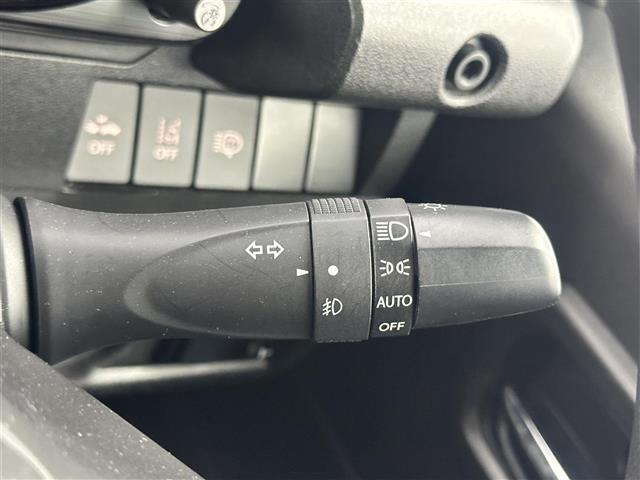 【運転席操作部】快適なドライブを楽しむための機能が装備されています！運転席から触れるので、使いやすいです！除菌プランいれていただくと、さらに清潔で安心していただけます！