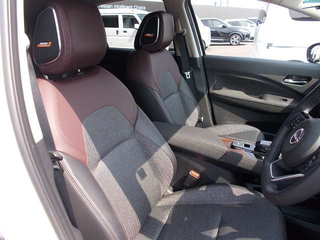 室内は車両用で消臭。室内環境をリフレッシュしてのお渡しなので、快適にお使い頂けます！