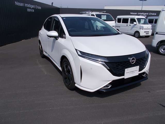 ★プレミアム認定中古車★走行距離5万km以下、厳正な基準をクリアした車両基準4.5以上の車両です！安心と高品質にこだわり抜いております。詳しくは「車両品質評価情報」にて、車両状態証明書をご覧くださいませ。