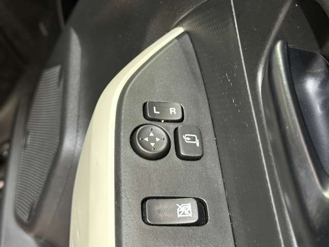 全く同じお車に再び出会うことはできません。少しでも気になるお車がございましたら、すぐにお電話かメールにてお問合せ下さい。
