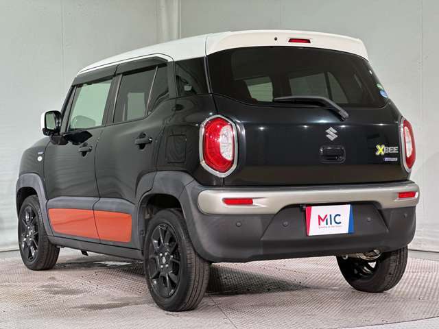 納車前にはスタッフによってピカピカに仕上げてご納車致します。オプションでガラスコーティングなどオススメ品も格安で承ります！