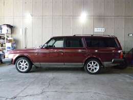 ワインレッドカラー