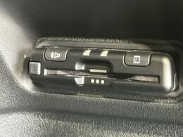 【ETC】高速道路の料金所をストレスなく通過！話題のスポットやサービスエリアに多い「スマートIC」利用時は必須のアイテムです。当店でセットアップを実施、ご納車当日からすぐにご利用いただけます！