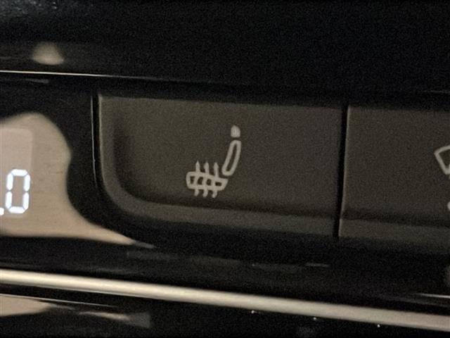 LIBERALAは、輸入車選びの新たなスタイルを提案するインポート・セレクト・ブランドです。オーナー様となる方がクルマから直接感じる感性を第一にした、最良の一台との出会いをコーディネートいたします。