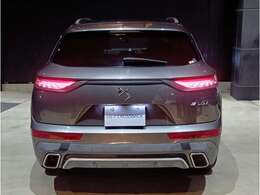 ボディサイズは全長4590mm、全幅1895mm、全高1655mm。最低地上高は、195mmです。※本車両は弊社納車整備センターにて展示中、ご覧になられる際は事前に当店までご連絡ください