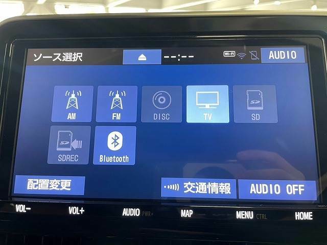 純正9型ナビ　フルセグ　バックカメラ　Bluetooth　DVD/CD　再生