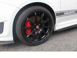 ADVAN Racing RZII 17インチAW・Bremboブレーキ・KONIショックアブソーバ・アイバッハコイル
