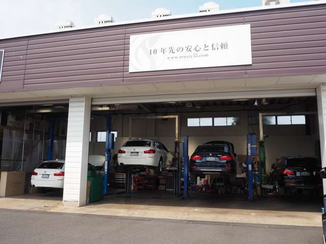 自社認証工場（2-6030）にて法定24ヶ月点検を行います。