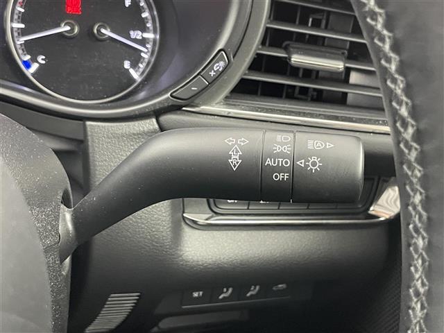 【運転席操作部】快適なドライブを楽しむための機能が装備されています！運転席から触れるので、使いやすいです！除菌プランいれていただくと、さらに清潔で安心していただけます！