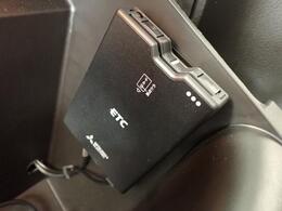 ETC車載器装備！高速道路の料金所で停車することなく、スムーズな精算が可能です。ETCカードをお持ちでない方は、当店でも申し込み手続き可能ですのでお気軽にお問い合わせください。