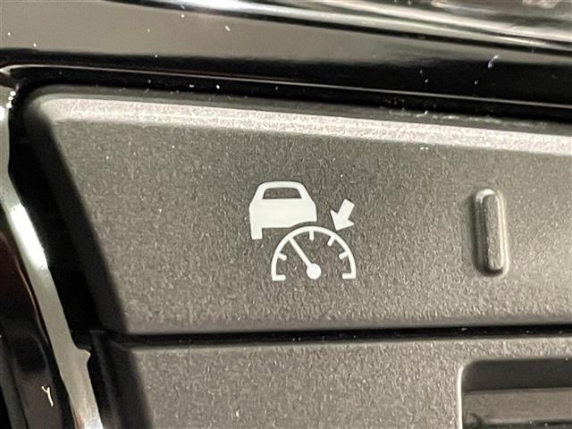 【アダプティブクルーズコントロール】設定した車速内で自動で加減速♪先行車との車間距離を適切に維持した追従走行が可能です♪