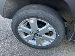 JUが認定する、中古自動車販売士2名在籍！「お客様の立場で最適な一台をお届けする」という観点で、一定の基準をクリアしないと取得できない資格ですので、お気軽に安心して中古車選びをして頂けます。