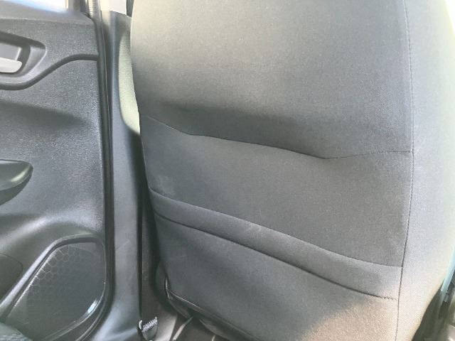 シートバックポケット