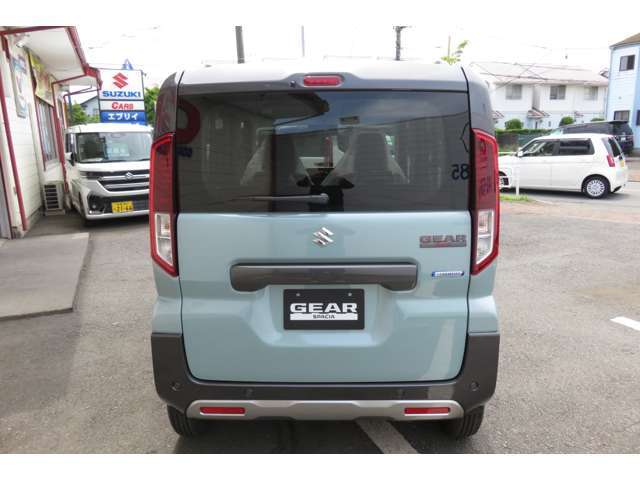 お車の購入がゴールではありません！安心安全にカーライフを楽しんでいただく為にも、オイル交換/車検/点検/自動車保険/鈑金などなどアフターサポートまでお任せください！