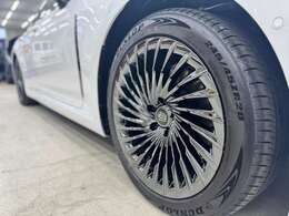 登録済未使用車/パノラマルーフ/ブラックパッケージ/13.2インチディスプレイオーディオ/専用20インチホイール/レザーシート/デジタルインナーミラー/BMS/カラーヘッドアップディスプレイ