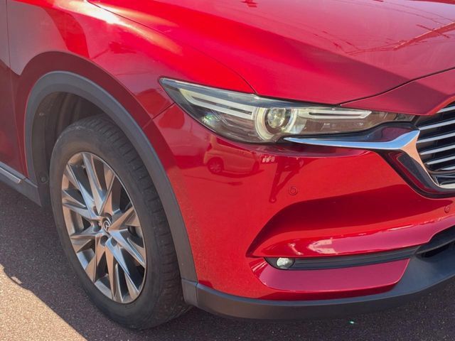 【LEDヘッドライト】悪天候や夜間走行時も良好な視界を確保し安心して運転できる高輝度LEDヘッドライトを装備！点灯速度が早く、消費電力も抑えられています。