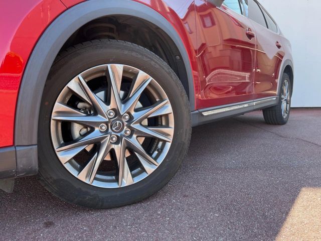 【純正19インチアルミホイール】外観にマッチした純正アルミホイールを装着しております。各種社外アルミホイールや、スタッドレスタイヤも取扱いしております。是非ご相談ください♪