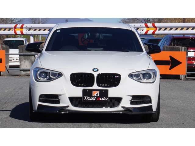 ☆　KW車高調Ver1・ADVAN　Racing19AW・end.ccカーボンフロントアンダースポイラー・BMW　MPerformanceサイドスカート・シーケンシャルドアミラーウインカー　☆