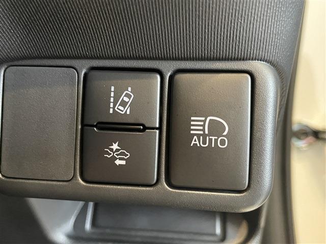 【LTA、PCS、オートライト】　レーントレーシングアシストで、車線逸脱防止をサポートしてくれます！
