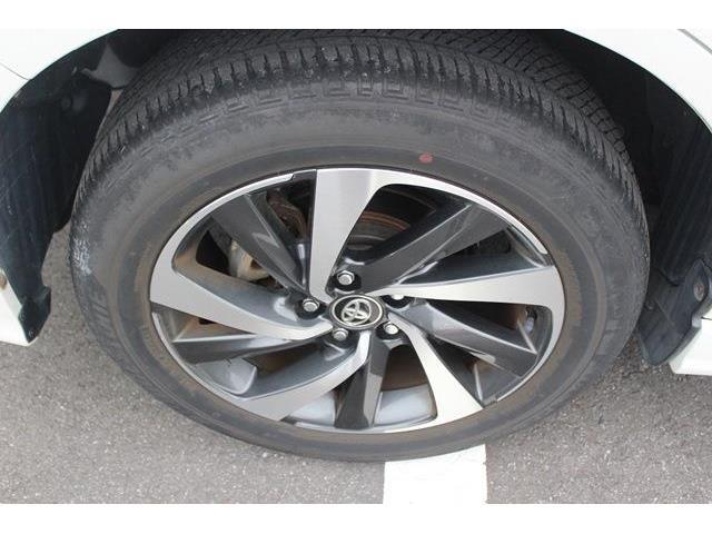 こだわりがあってなかなか気に入ったお車がないそこのお客様！全国のオークションからピッタリの1台を探すことが可能です。ぜひ一度お問い合わせください。