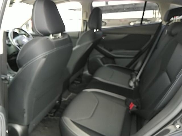 綺麗なリアシートです。