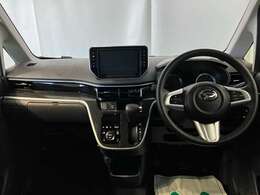 メーターやシフト、スイッチ位置など運転席まわりの配置はしっくりいきたいものですね！まずは座ってチェックしてみて下さい♪