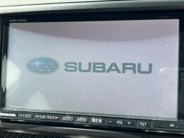 【純正ナビ】人気の純正ナビを装備しております。ナビの使いやすさはもちろん、オーディオ機能も充実！キャンプや旅行はもちろん、通勤や買い物など普段のドライブも楽しくなるはず♪