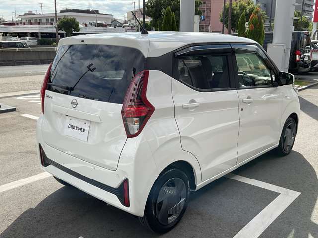 納車前に12ヶ月点検整備いたします。　OILならびにエレメント・ワイパーゴムも交換いたします。点検に係る基本整備料及び交換部品代は、車両本体価格に含まれております。　★くわしくは当店スタッフまで