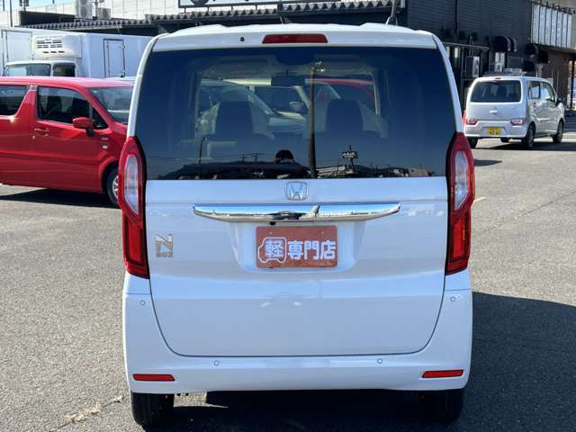 【車検】福井県福井市・鯖江市で年間8,000台の車検実績！予約制の60分車検もございます。お安く安心な国土交通省指定の自社工場完備で国家資格整備士が丁寧に車検整備を行います。