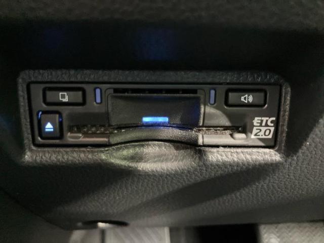 お車に合わせて無料保証以外にも、保証範囲、期間、距離を拡充させた有料保証もご用意しております！中古車の購入が初めてで不安・・・というお客様もご安心ください！