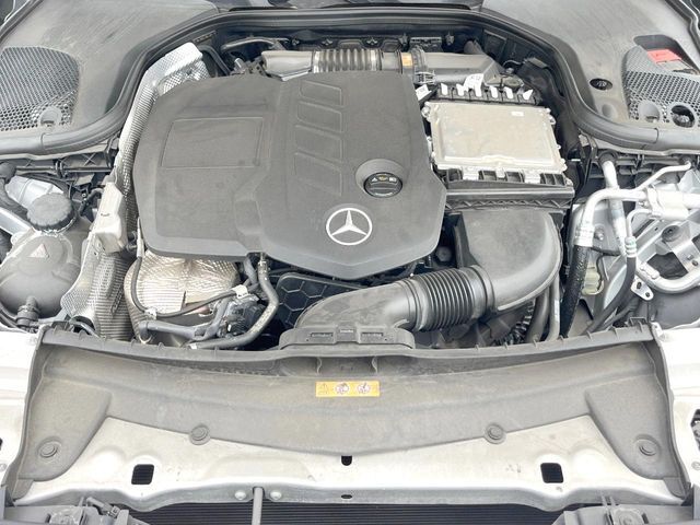 ●当店では、各メーカーの専用診断テスターを導入。国家資格を持つテクニカルスタッフも常駐しておりますので、万が一の際にも安心してご利用いただけます。