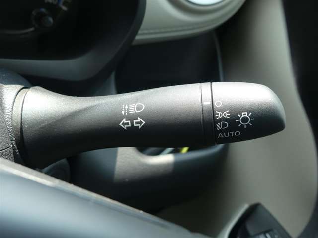 【運転席操作部】快適なドライブを楽しむための機能が装備されています！運転席から触れるので、使いやすいです！除菌プランいれていただくと、さらに清潔で安心していただけます！