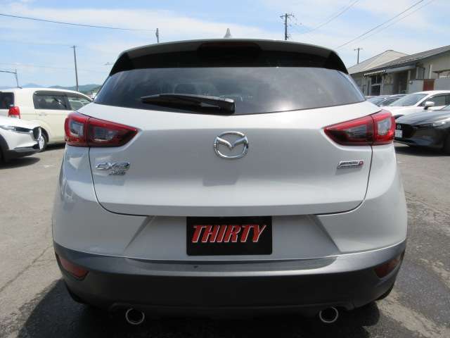■高速道路にて試乗走行を行い、THIRTY規定をクリアした車両のみの展示を徹底しています。