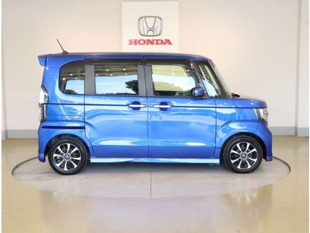 自動車保険・JAFも取り扱っております。また、お客様のご希望で保証延長（有償・一部の車種では取り扱いできません）もご準備しております。