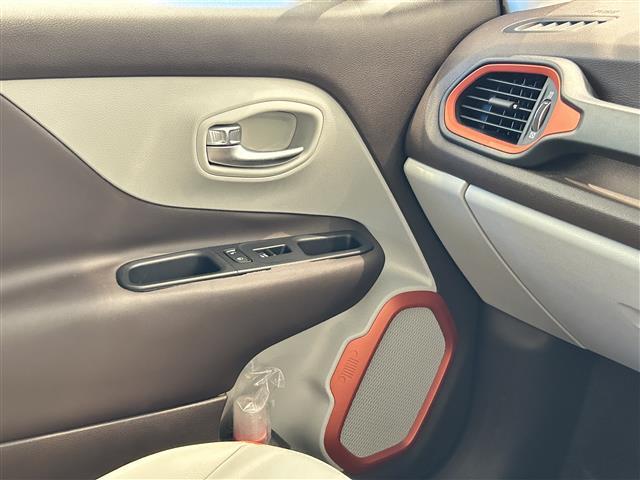 ぜひ厳選したドイツプレミアムブランドのお車を、見て・触って・比べてください！