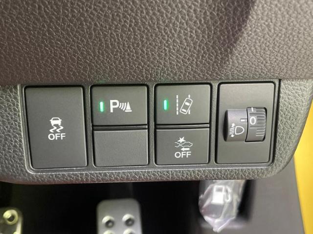 国産車から輸入車まで多様なお客様のニーズのお応えできるように、全国規模で豊富な在庫展開！車のことならWECARSへ！