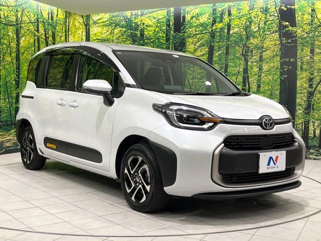 高透明度のガラス皮膜で撥水はもちろん、上質なツヤ・光沢を実現。紫外線や酸性雨から大切な愛車を保護し、色あせ・劣化を防止。「弾スプラッシュコート」、「弾プリミッサコート」からお選びいただけます。