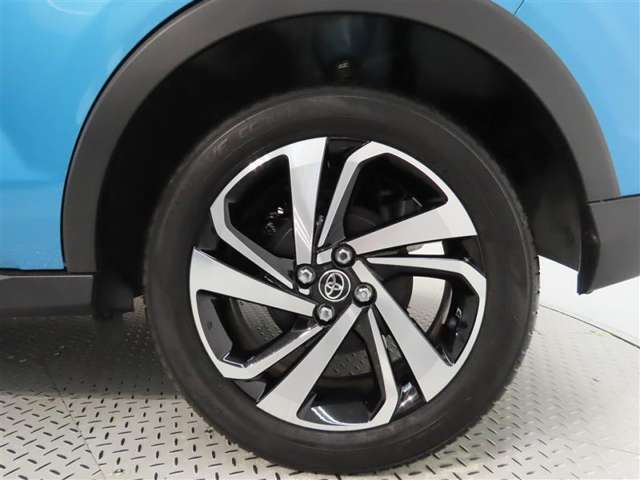 中古車の販売は原則として実車を見てからとさせて頂いております。是非見に来てください！